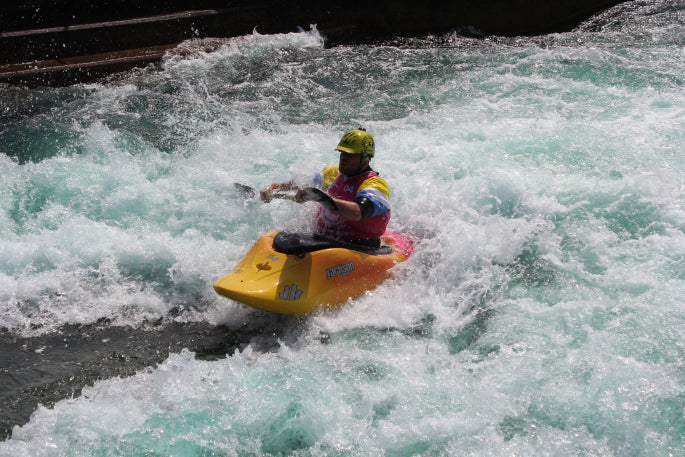 CARDIFF WHITE WATER CENTRE WITH THE JACKSON ROCKSTAR 4.0